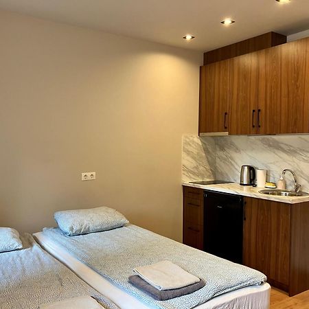 Rvr Smart Apart With Self Check In Riga Bagian luar foto