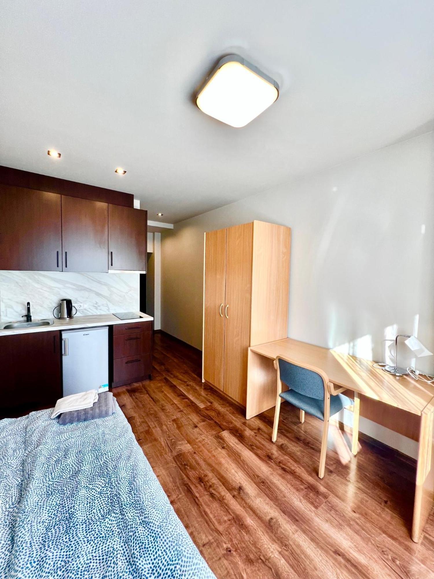 Rvr Smart Apart With Self Check In Riga Bagian luar foto