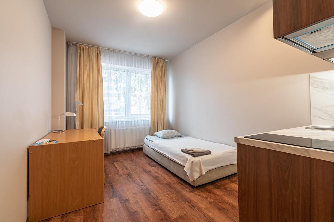 Rvr Smart Apart With Self Check In Riga Bagian luar foto