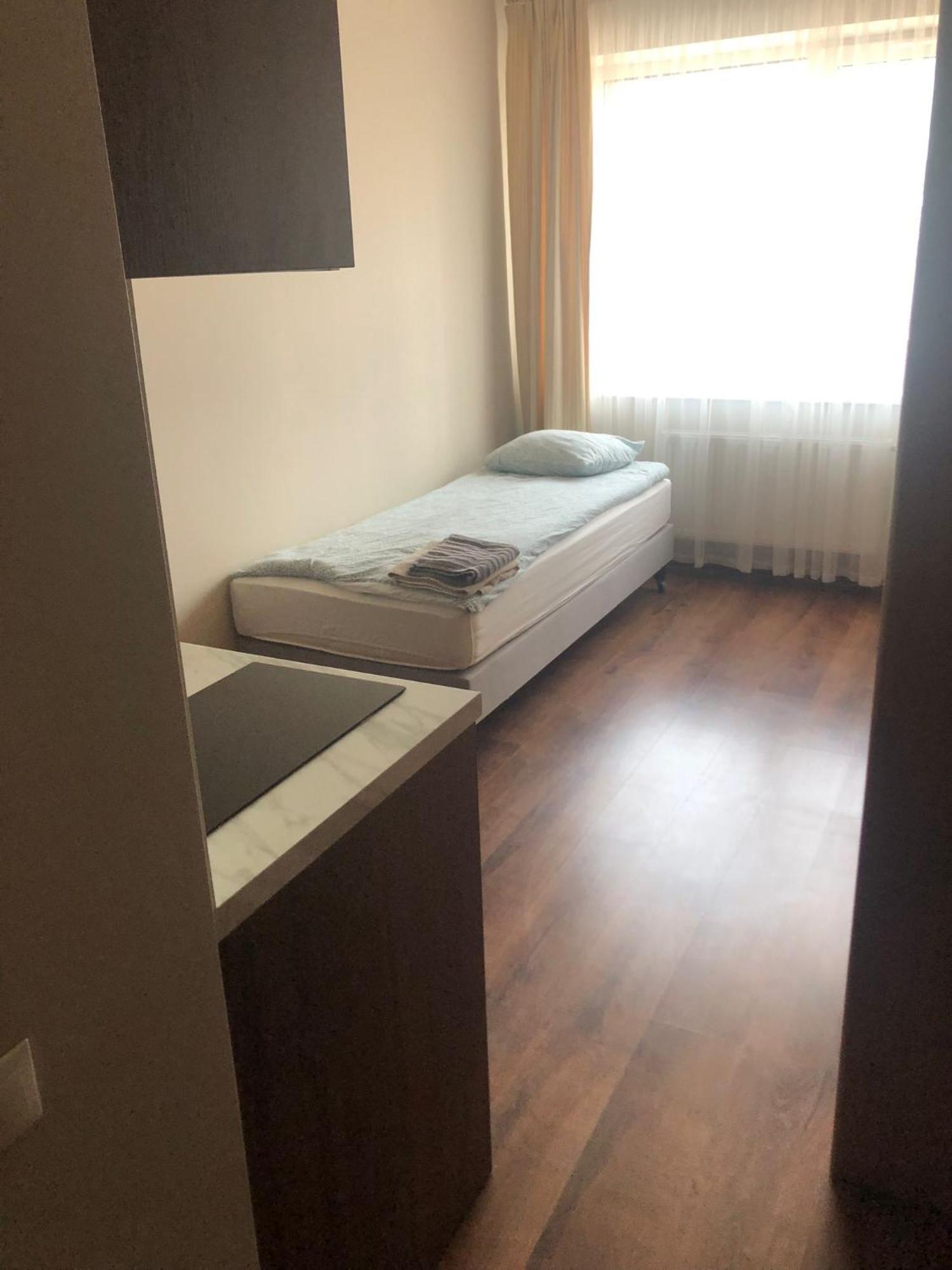 Rvr Smart Apart With Self Check In Riga Bagian luar foto