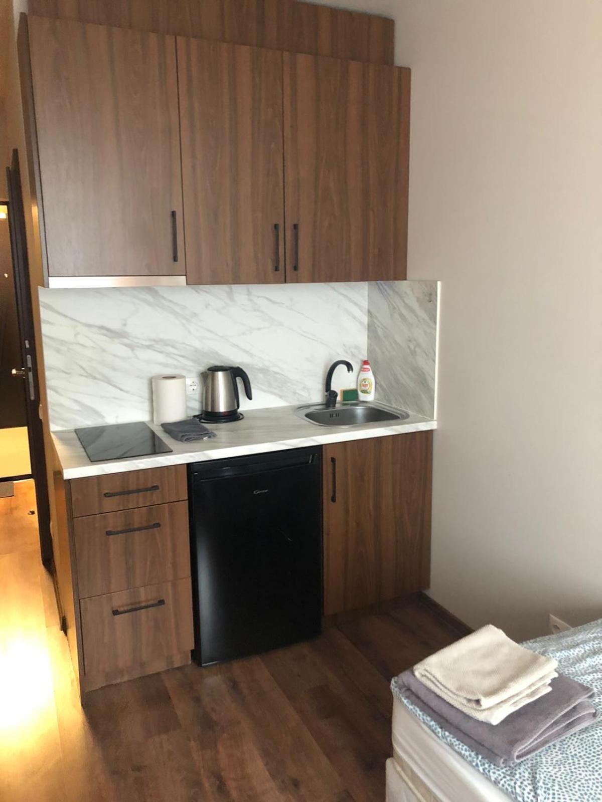 Rvr Smart Apart With Self Check In Riga Bagian luar foto